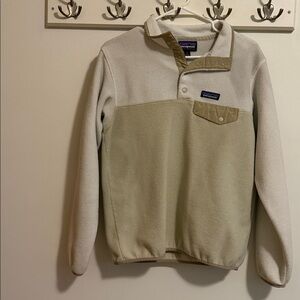 Patagonia Beige and Gray Fleece Pullover